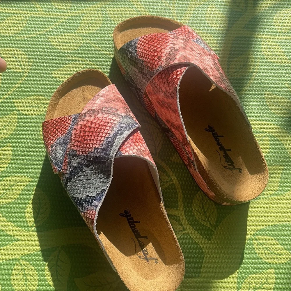 Free People Sidelines Flatform Sandals Candy Snake Blue Pink Women’s Size36